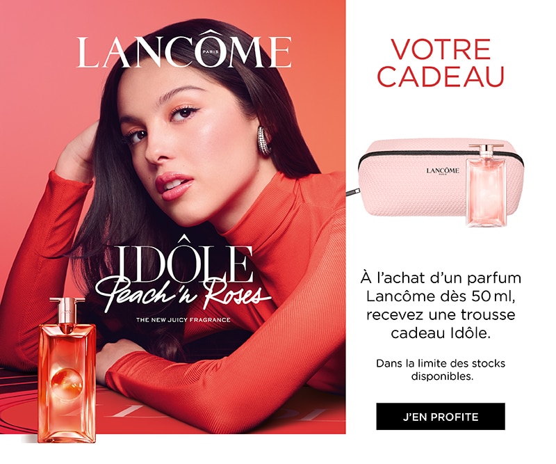 Lancôme Idôle Peach’n Roses parfum avec flacon rose devant fond rouge, offre spéciale : à l’achat d’un parfum 50 ml, trousse cadeau Idôle rose incluse.