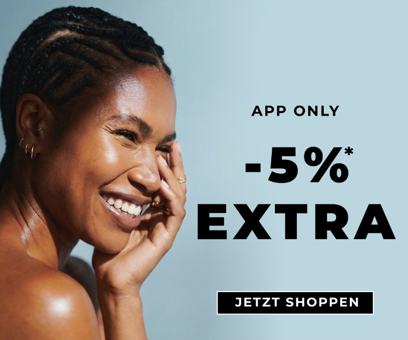 WK1226-1603-2003-AppOnly-DE-800x667.png App‑only Aktion mit 5% Extra‑Rabatt und Mode‑Banner mit Jetzt‑Shoppen‑Button