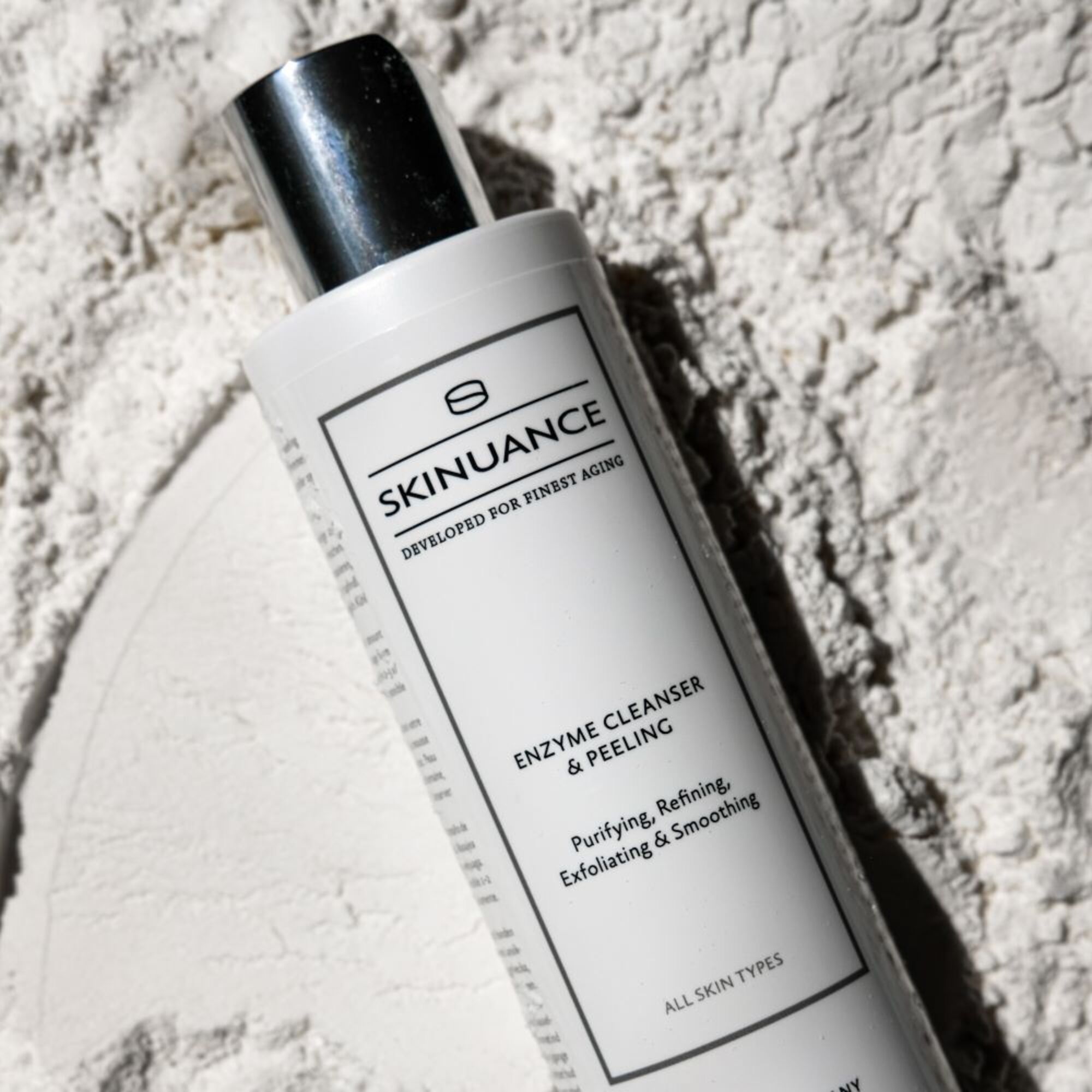 ENZYME CLEANSER & PEELING