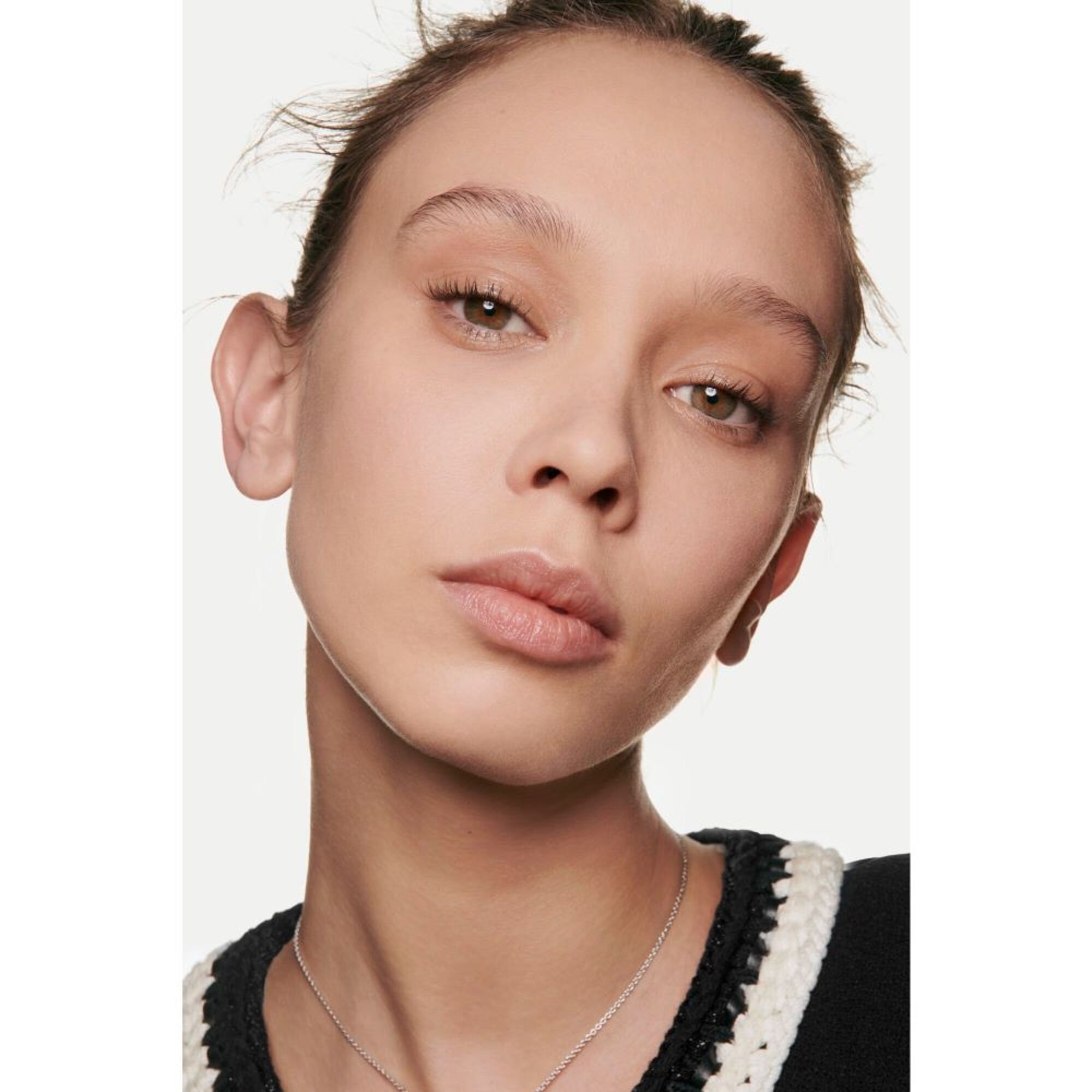 Teint Compact Haute Tenue Ultra Confort – Finition Zéro Défaut