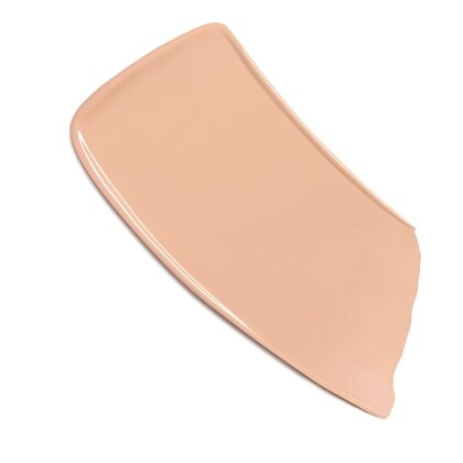 MAKEUP FÜR LANGANHALTENDE PERFEKTION UND STRAHLENDES, MATTES FINISH. SPF 15
