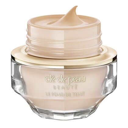  Clé de Peau Beauté FOUNDATION The Foundation  1 of 3 