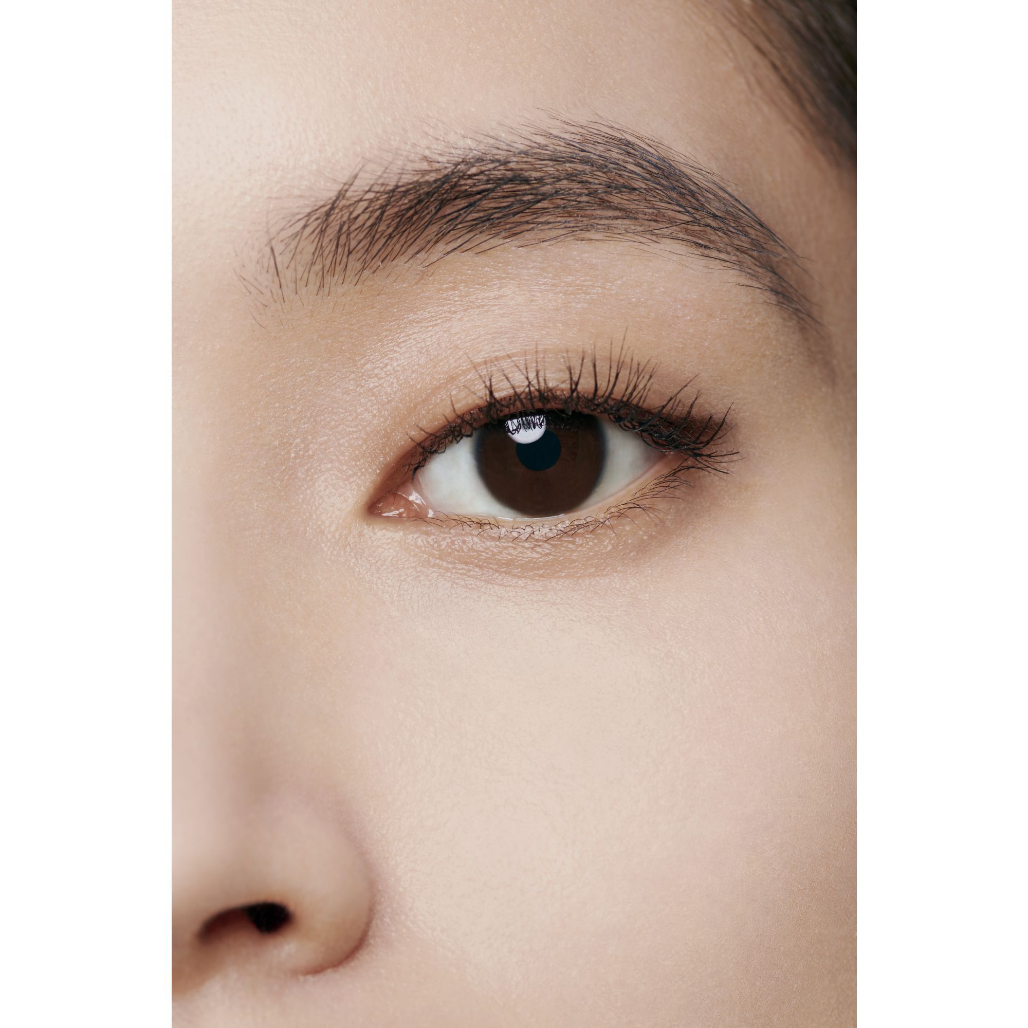 CHANEL LES BEIGES CORRECTEUR S�RUM CONCEALER Concealer 1 of 8