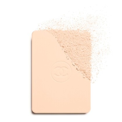  CHANEL ULTRA LE TEINT COMPACT RECHARGE ULTRA LE TEINT KOMPAKT-MAKE-UP FÜR HÖCHSTE PERFEKTION. EXTREM LANGANHALTEND. HOHER TRAGEKOMFORT.  1 of 3 