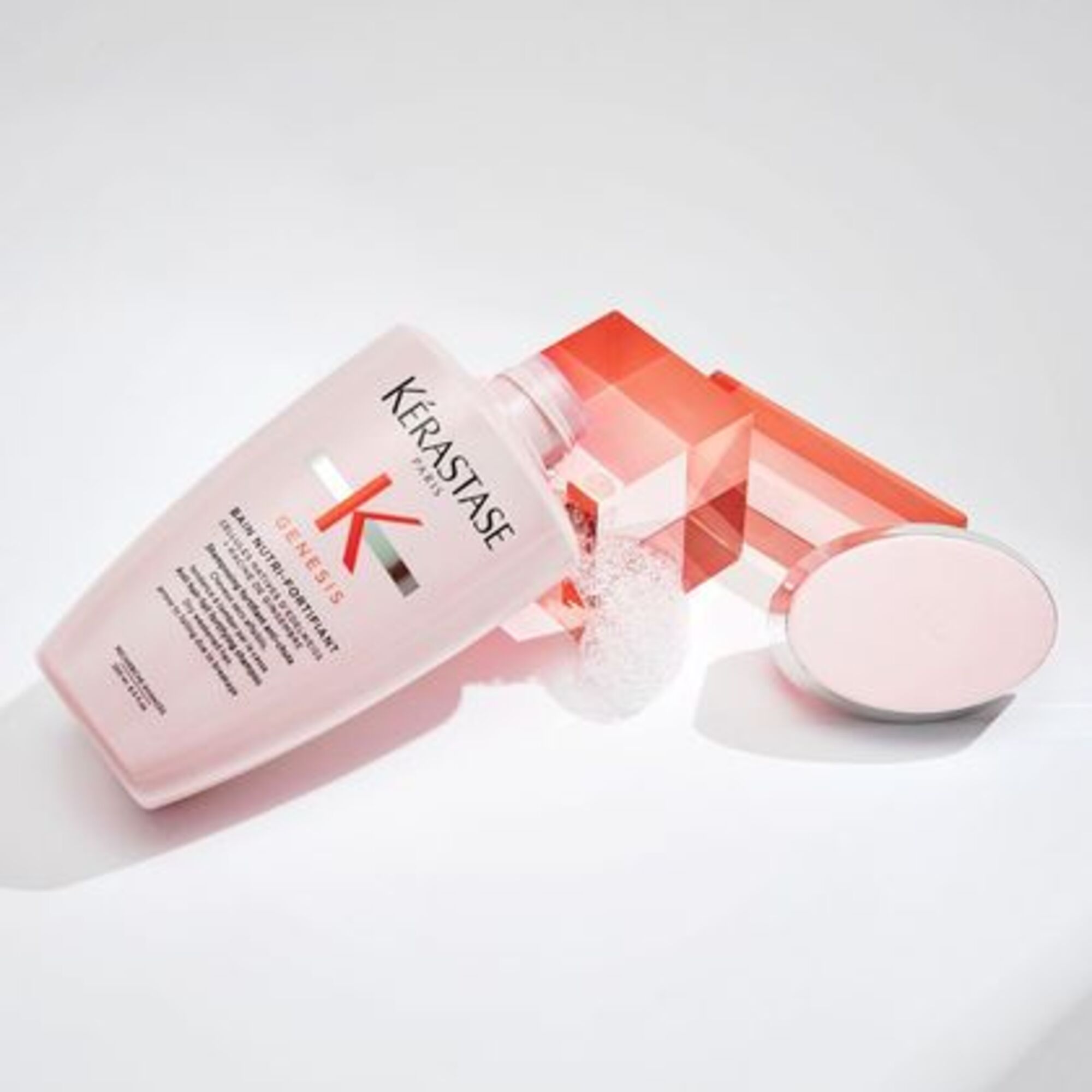 Kräftigendes Shampoo für kräftiges und trockenes Haar, bei Haarverlust und Haarbruch