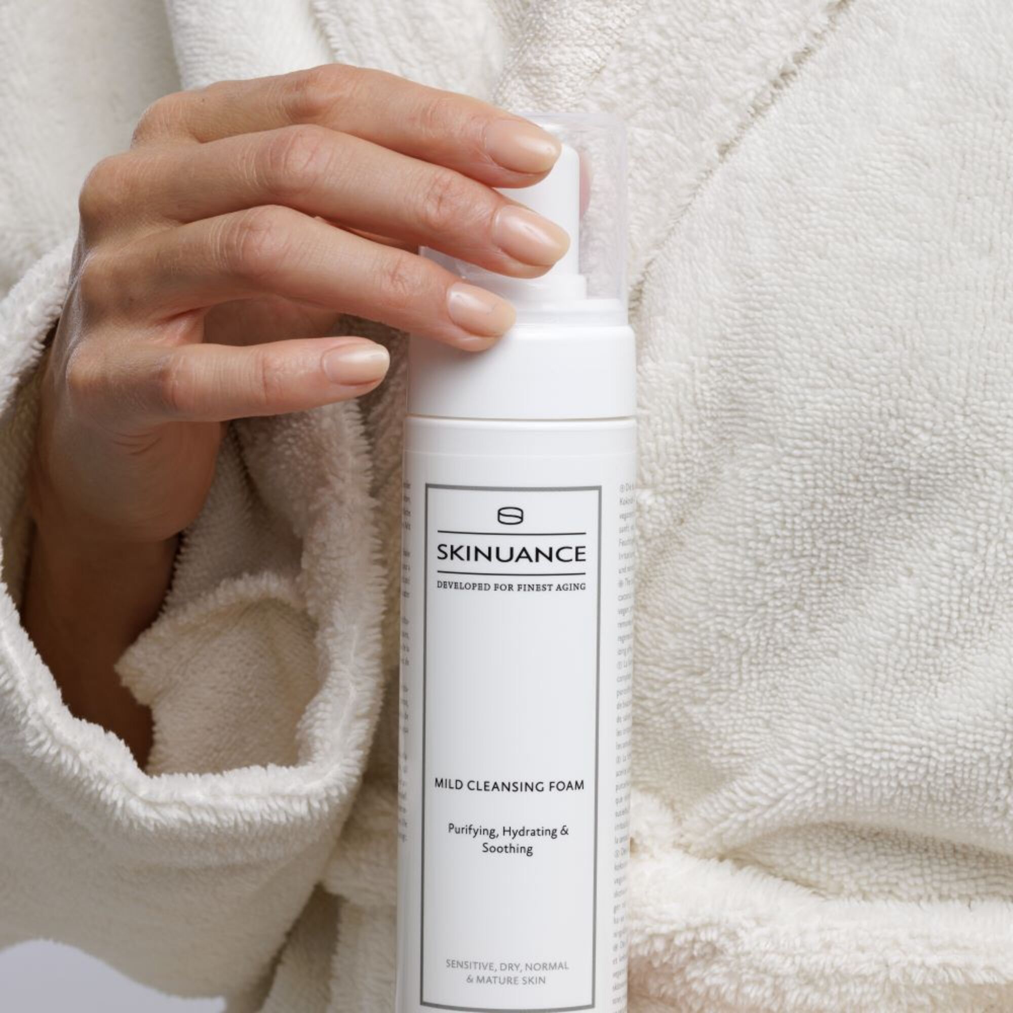 MILD CLEANSING FOAM