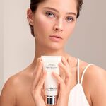 100 ML La Prairie Swiss Body Care Cellular Hand Cream Crème Mains 4 of 4 Crème Mains