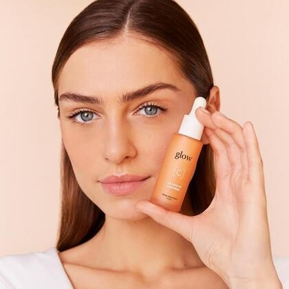 The Glow Serum