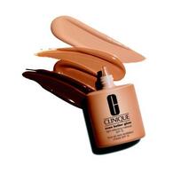  Clinique Even Better Glow Foundation  1 of 2 