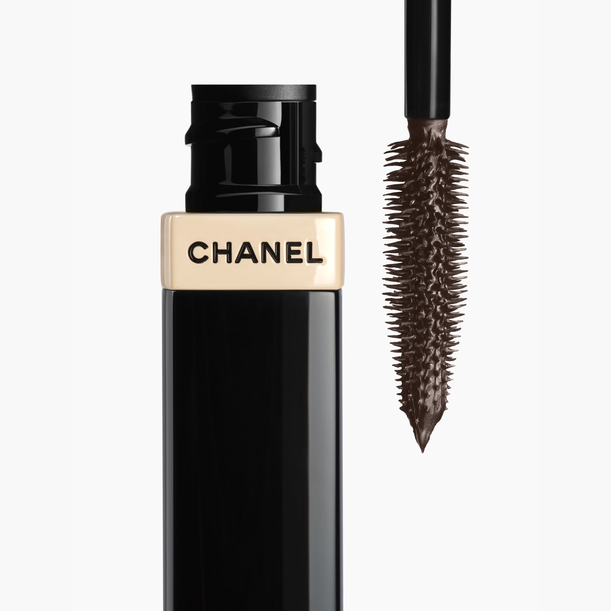  CHANEL LES BEIGES MASCARA Mascara  1 of 8 