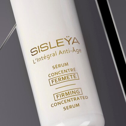 30 ML SISLEY Sisleÿa Serum  1 of 2 