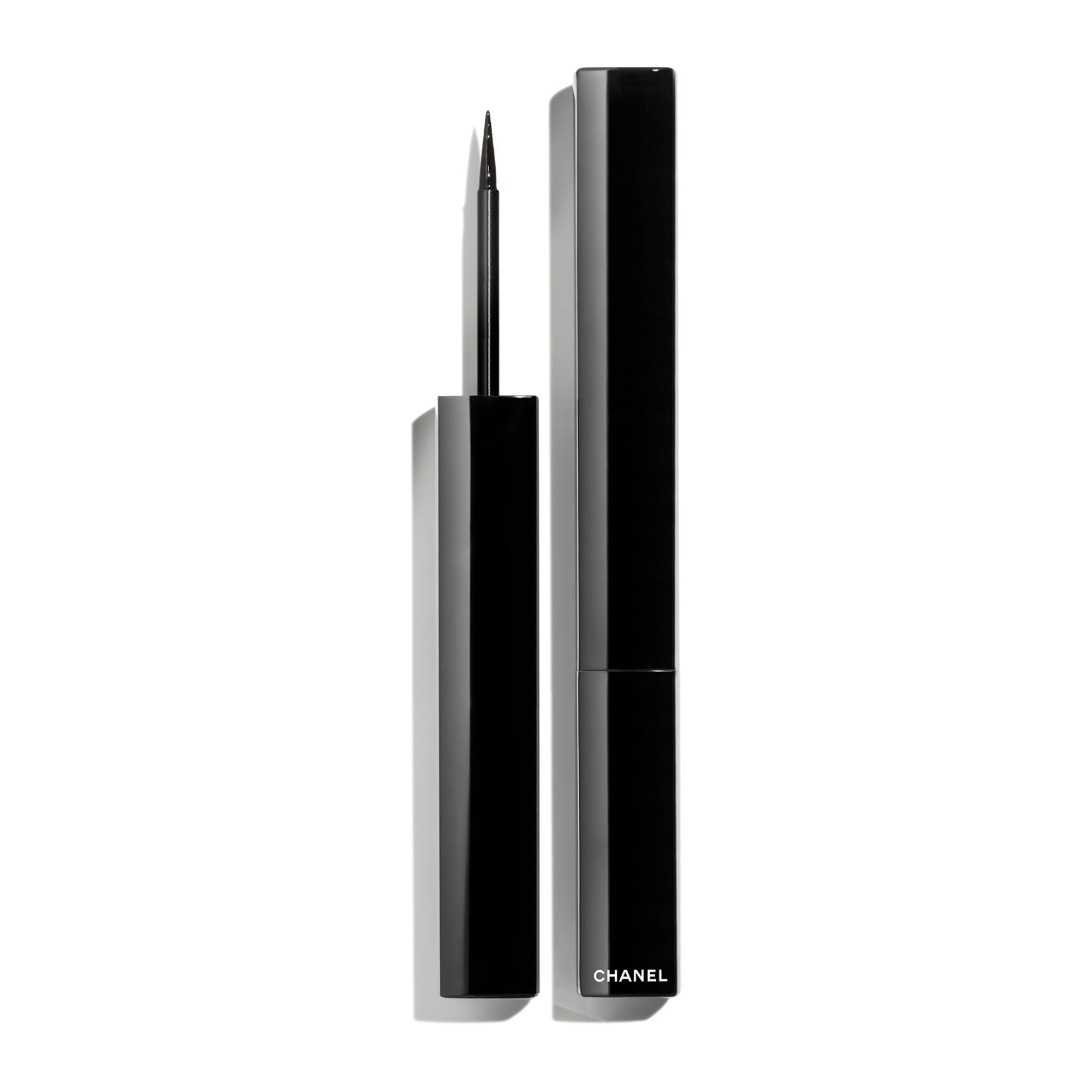  CHANEL LE LINER DE CHANEL EYE-LINER LIQUIDE HAUTE PRÉCISION  EYE-LINER LIQUIDE HAUTE PRÉCISION