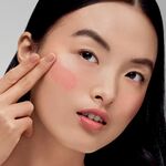  Estée Lauder FUTURIST BLUSHMAKER Blush  4 of 6 Blush