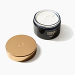 200 ML Carolina Herrera Good Girl Body Creme  6 of 6 Body Creme