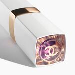 CHANEL SPRING SUMMER 25 Getönter Lippenbalsam - mit individueller Farbintensität 2 of 7 Getönter Lippenbalsam - mit individueller Farbintensität