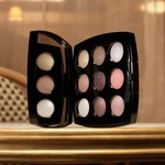 CHANEL LES 9 OMBRES Palette de fards à paupière 8 of 8 Palette de fards à paupière
