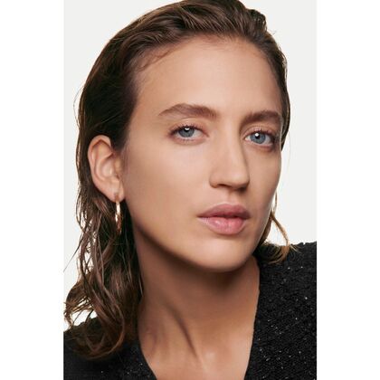 Kompakt-Make-up für höchste Perfektion. Extrem langanhaltend. höchste Tagekomfort.