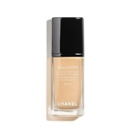  CHANEL VITALUMIÈRE FLUIDE FLUIDE DE TEINT ÉCLAT SPF 15  1 of 2 