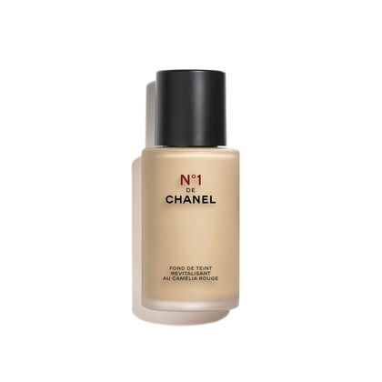 CHANEL N°1 DE CHANEL Foundation 1 of 3