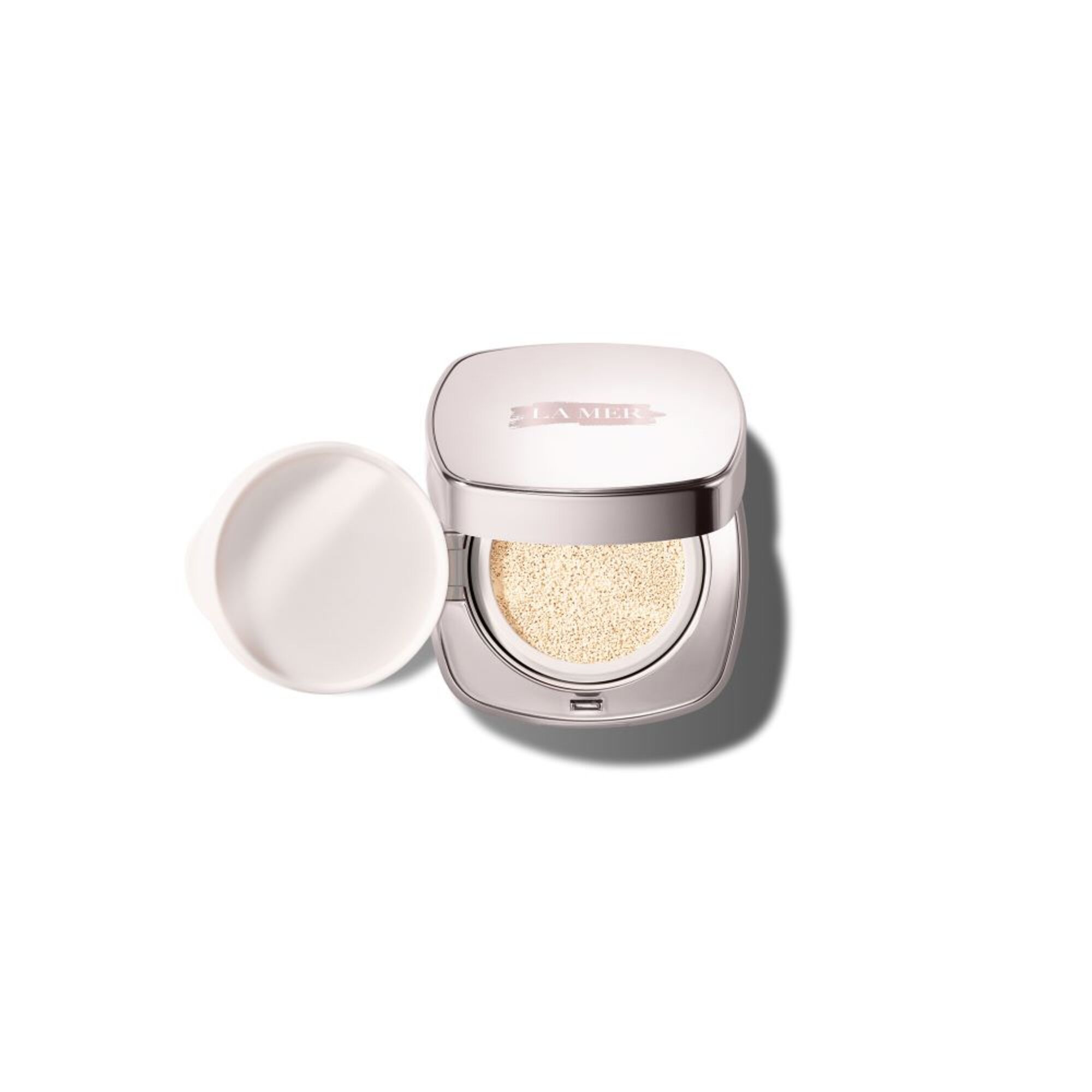 La Mer Luminous Cushion Compact Foundation Cushion Compact Foundation 1 of 1 Cushion Compact Foundation