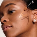  Giorgio Armani Luminous Silk Concealer Concealer  8 of 8 Concealer