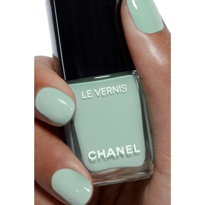  CHANEL LE VERNIS Couleur et brillance longue tenue  1 of 6 