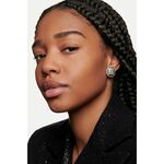 CHANEL ULTRA LE TEINT Teint Compact Haute Tenue Ultra Confort – Finition Zéro Défaut 5 of 5 Teint Compact Haute Tenue Ultra Confort – Finition Zéro Défaut