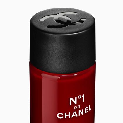 15 ML CHANEL NO 1 REVITALIZING EYE SERUM RECHARGE SOINS POUR LES YEUX ET LES LÈVRES  1 of 3 