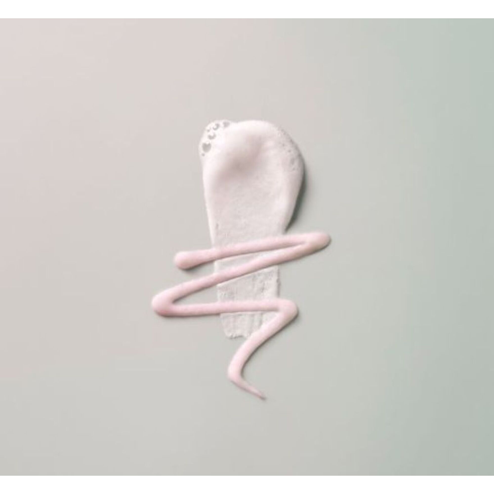 Hydrating Cleansing Mousse