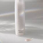 40 ML Sensai ESSENCE DAY VEIL Soins de jour 3 of 3 Soins de jour