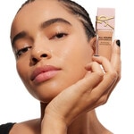 Yves Saint Laurent All Hours Glow Foundation Foundation 5 of 5 Foundation
