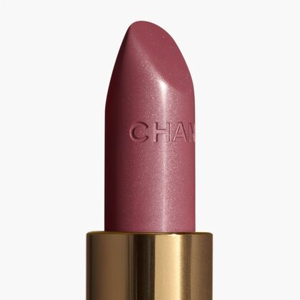 DER LIPPENSTIFT MIT KONTINUIERLICHER FEUCHTIGKEITSWIRKUNG