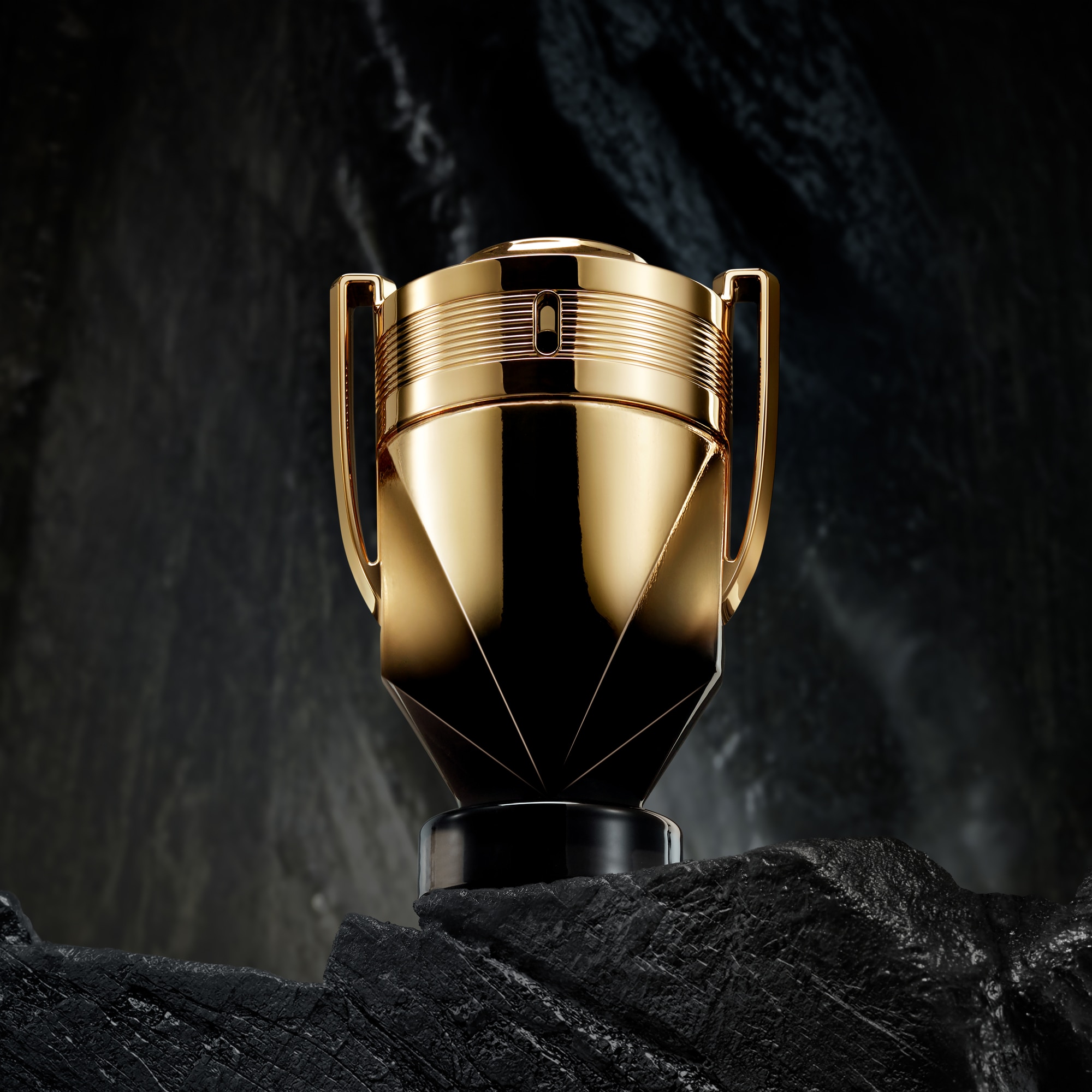 100 ML Rabanne Invictus Elixir Parfum  1 of 7 