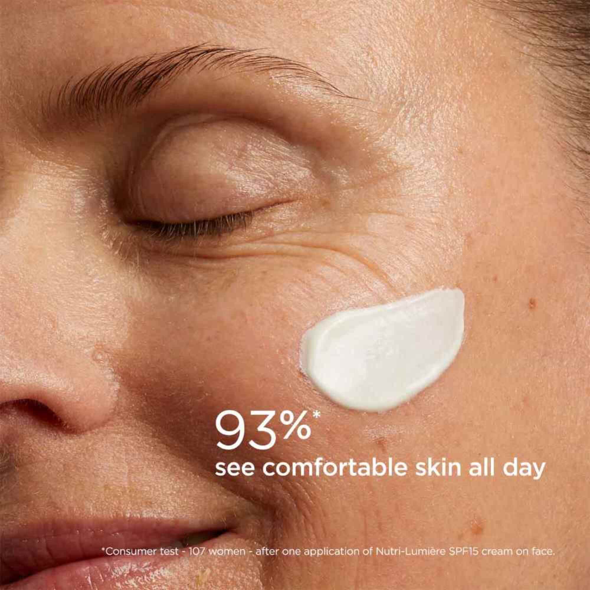 Revitalisierende Tagescreme für das Gesicht bei Pigmentflecken SPF 15