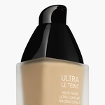 CHANEL LE TEINT ULTRA FLUIDE MAKEUP FÜR LANGANHALTENDE PERFEKTION UND STRAHLENDES, MATTES FINISH 3 of 3 MAKEUP FÜR LANGANHALTENDE PERFEKTION UND STRAHLENDES, MATTES FINISH