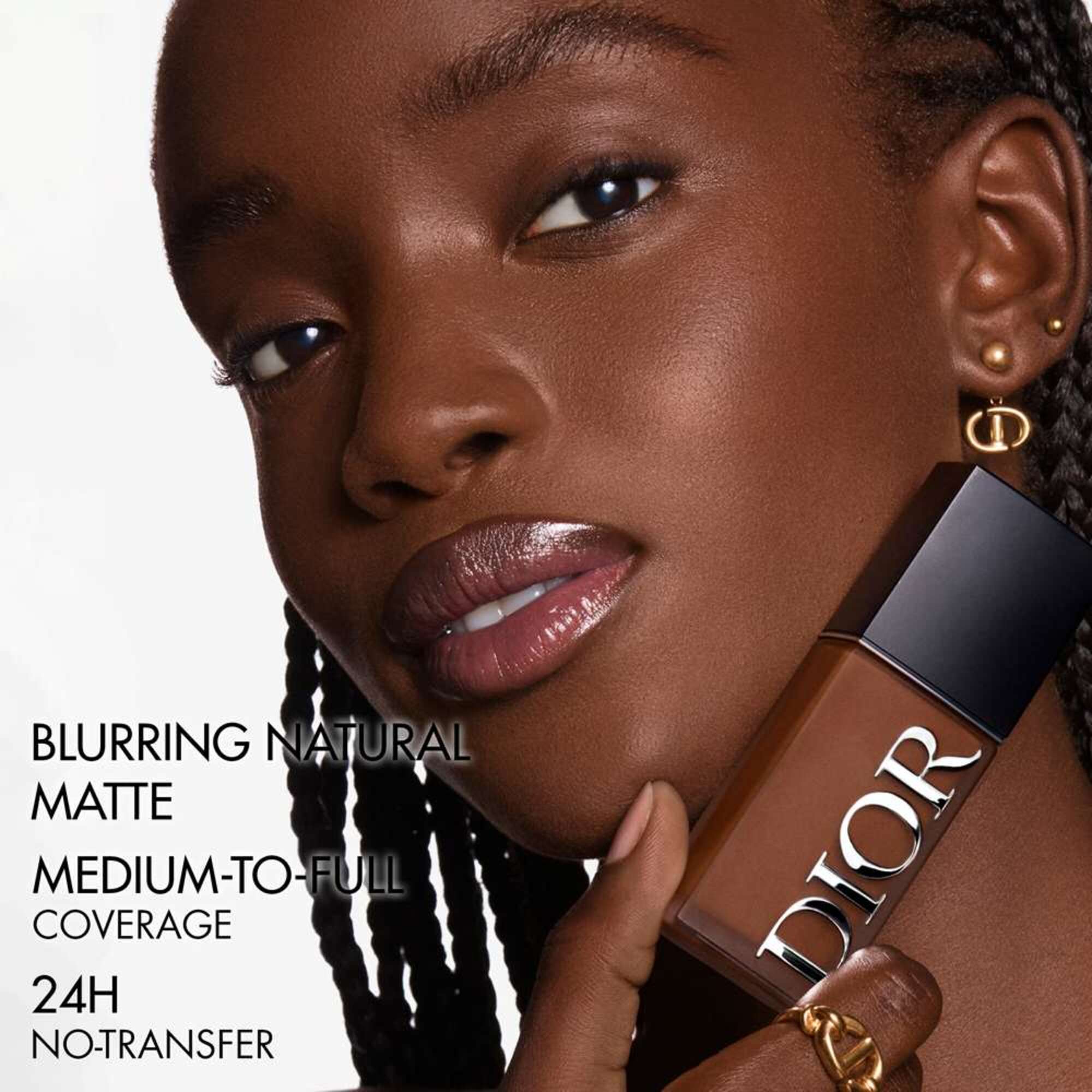  DIOR CD FOR FLUID MATTE Blurring Natural Matte Foundation  1 of 3 