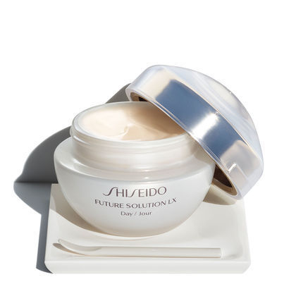 50 ML Shiseido Future Solution LX Crème de jour SPF 20  1 of 3 