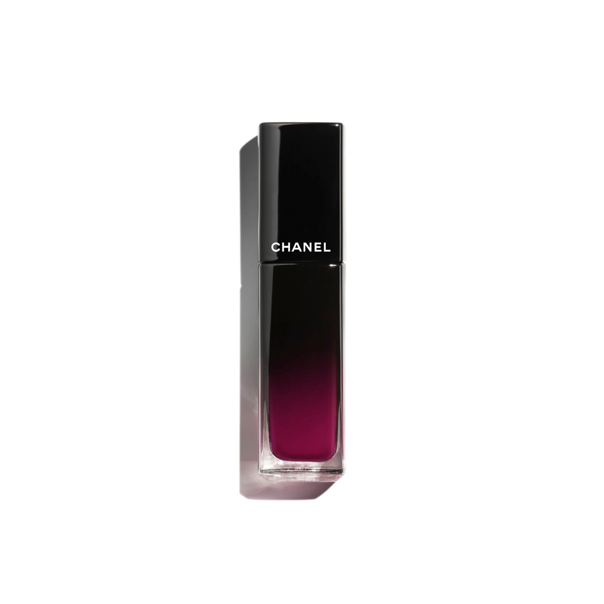 CHANEL ROUGE ALLURE LAQUE DER GLÄNZENDE FLUID-LIPPENSTIFT MIT LANGEM HALT 1 of 3 DER GLÄNZENDE FLUID-LIPPENSTIFT MIT LANGEM HALT