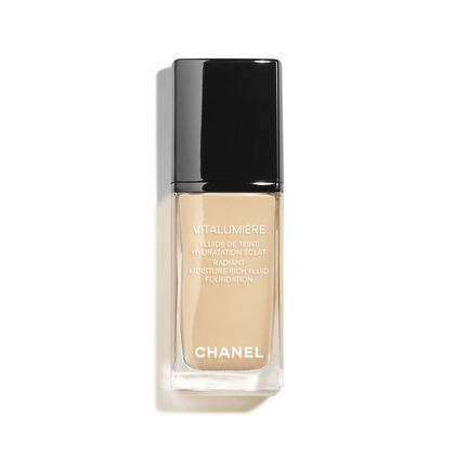  CHANEL VITALUMIÈRE FLUIDE FEUCHTIGKEITSSPENDENDE FLUID-FOUNDATION FÜR EIN STRAHLENDES AUSSEHEN  1 of 1 