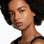  Yves Saint Laurent Touche Eclat Foundation  2 of 3 Foundation
