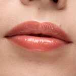 Estée Lauder GLOSSY POUT LIP OIL Glossypout Lip Oil 3 of 8 Glossypout Lip Oil