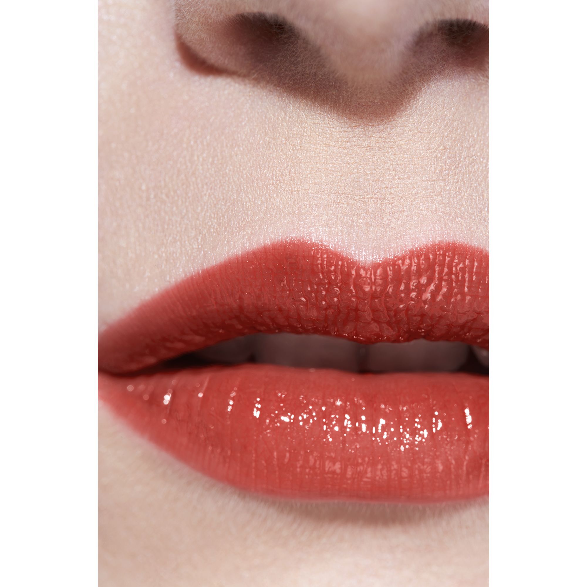 CHANEL ROUGE COCO FLASH Rouge � l�vres 1 of 7
