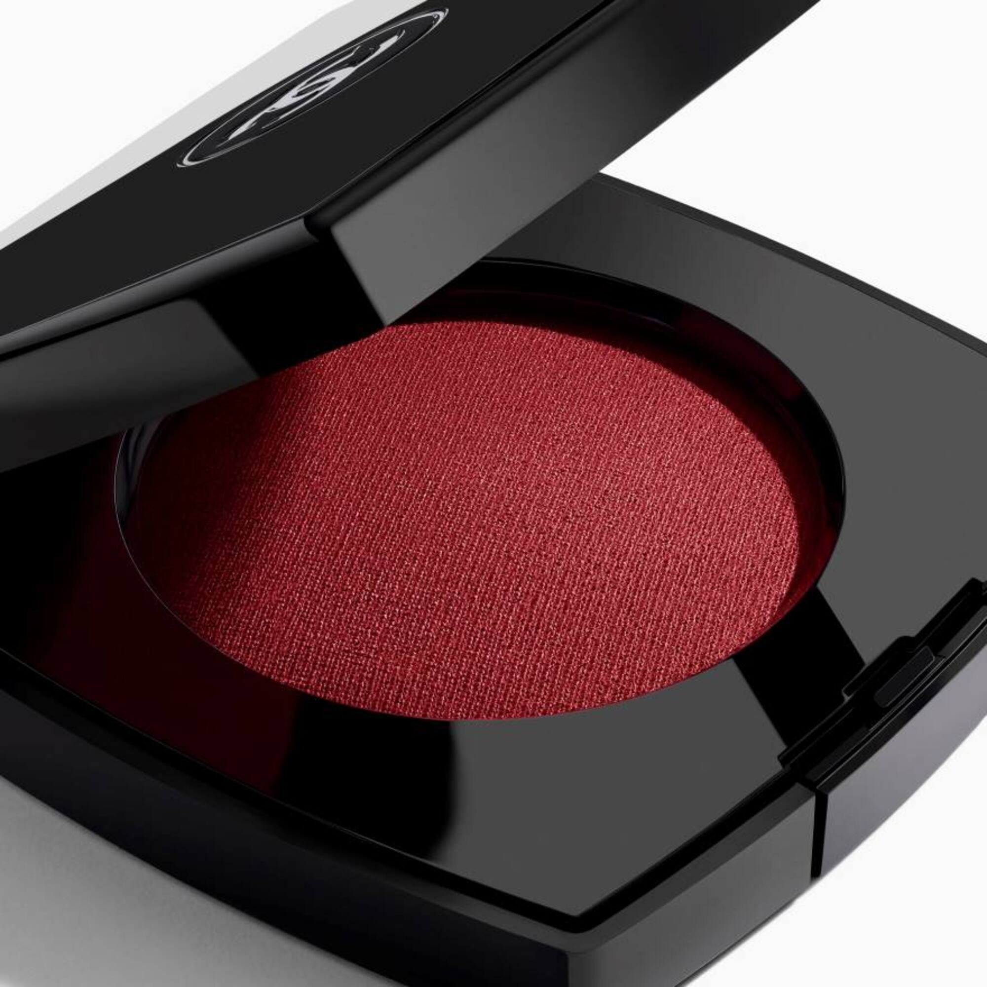 Creme-Zu-Puder-Rouge